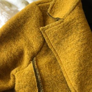 Italian made wool poly blazer mustard unique L NEW